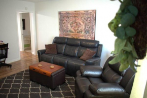 Charming Flat in Downtown Corning